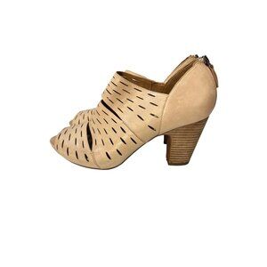 Clarks Womens Beige Peep Toe Cutout Heels With Side Zippers & Stacked Block Heel